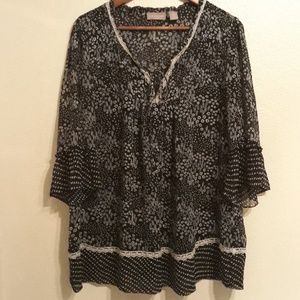 Kim Roger's Black and White Blouse 2x